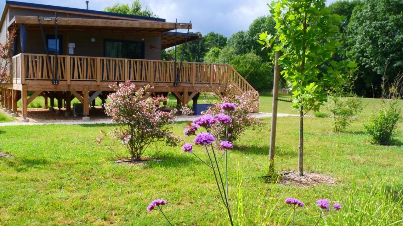 Les Chalets Du Moulin De Valade Condat-sur-Trincou Exteriör bild